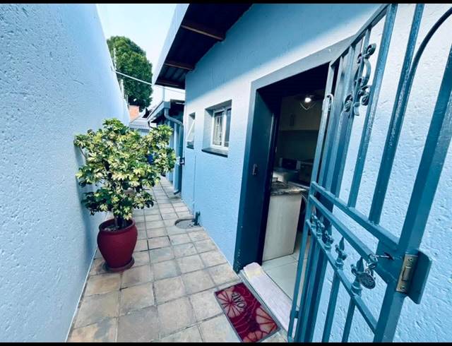 3 BEDROOM FREESTANDING FOR SALE IN BIRCHLEIGH